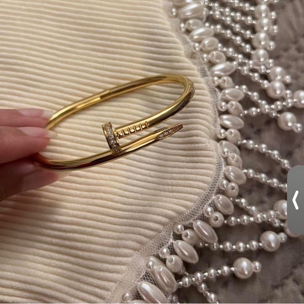 Elegant Nail Gold Bracelet